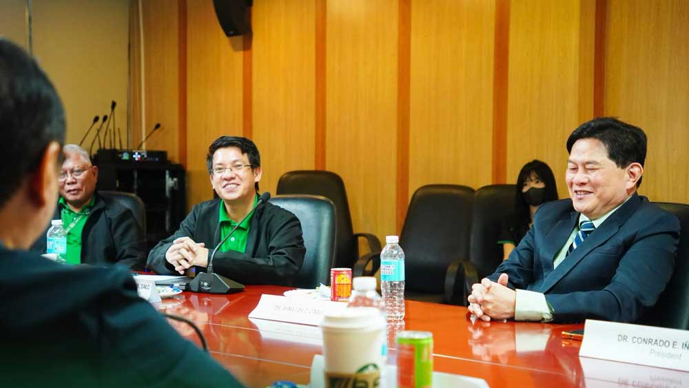 CHED Technical Panel Evaluates UV Political Science Graduate Program